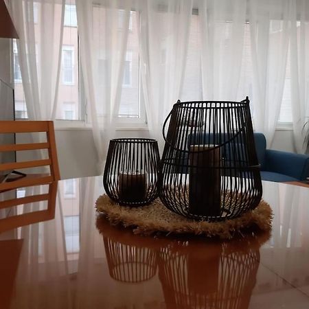 Nuevo-Luminoso Y Moderno. Parking Gratis!! Apartman Sevilla Kültér fotó