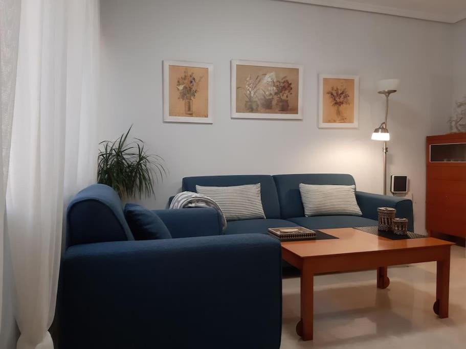 Nuevo-Luminoso Y Moderno. Parking Gratis!! Apartman Sevilla Kültér fotó